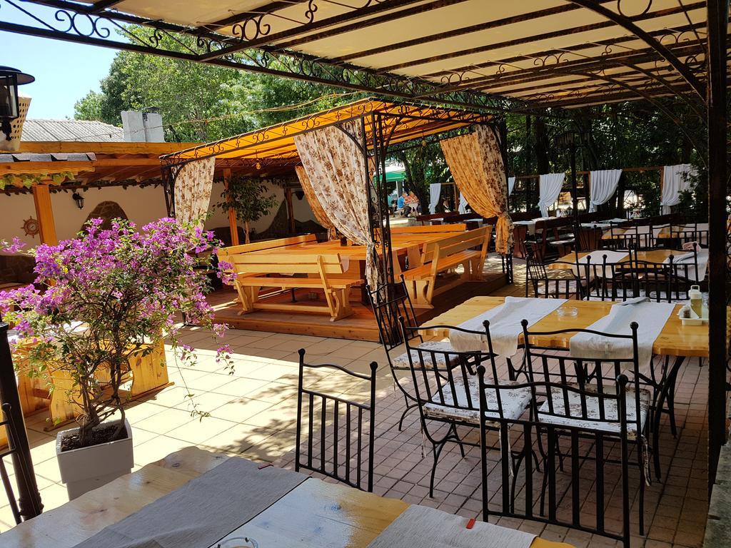 Hotel Kedara Burgas Bagian luar foto